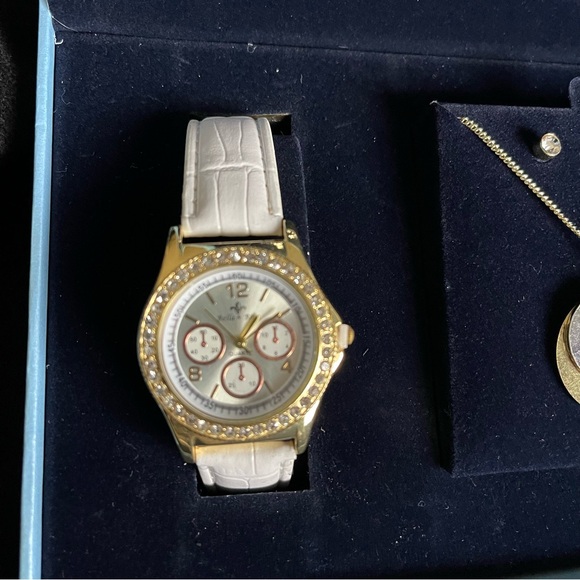 Bella & Rose Watch, Necklace & Earrings Set - Picture 11 of 14